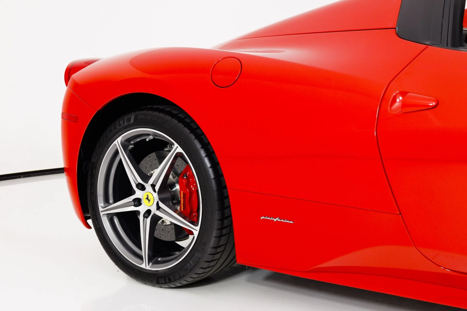mph059_4200209758_Used_2013_Ferrari_458_Spider_1790709089_761bba813a
