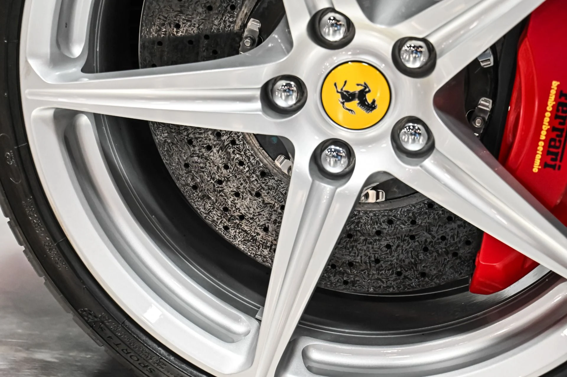 mph059_4221783414_Used_2013_Ferrari_458_Italia_1755017599_8696778114