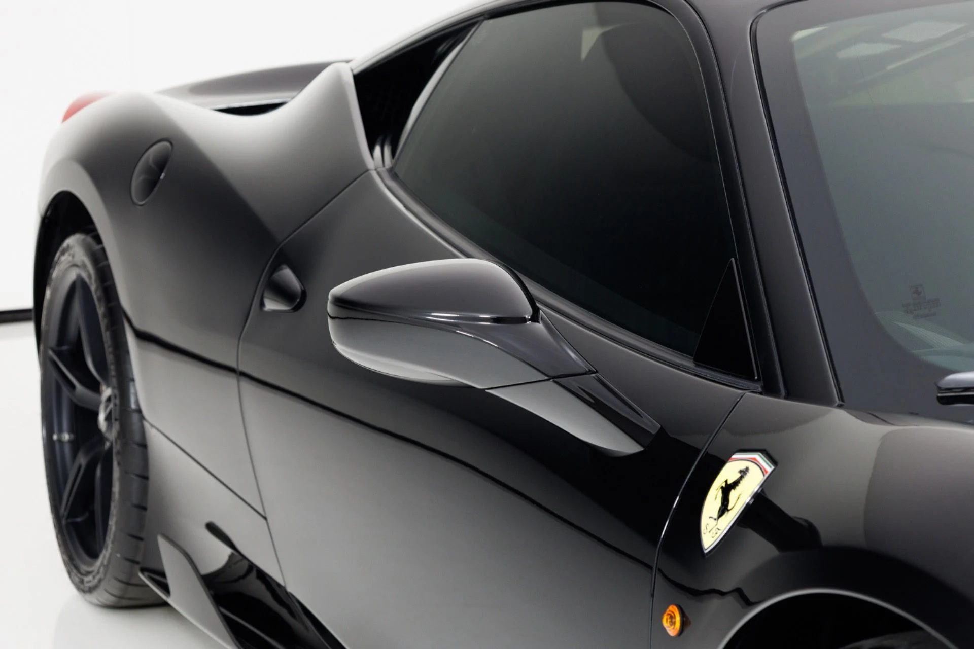 mph059_4281171325_Used_2015_Ferrari_458_Italia_Speciale_1788906955_dffbe276d0
