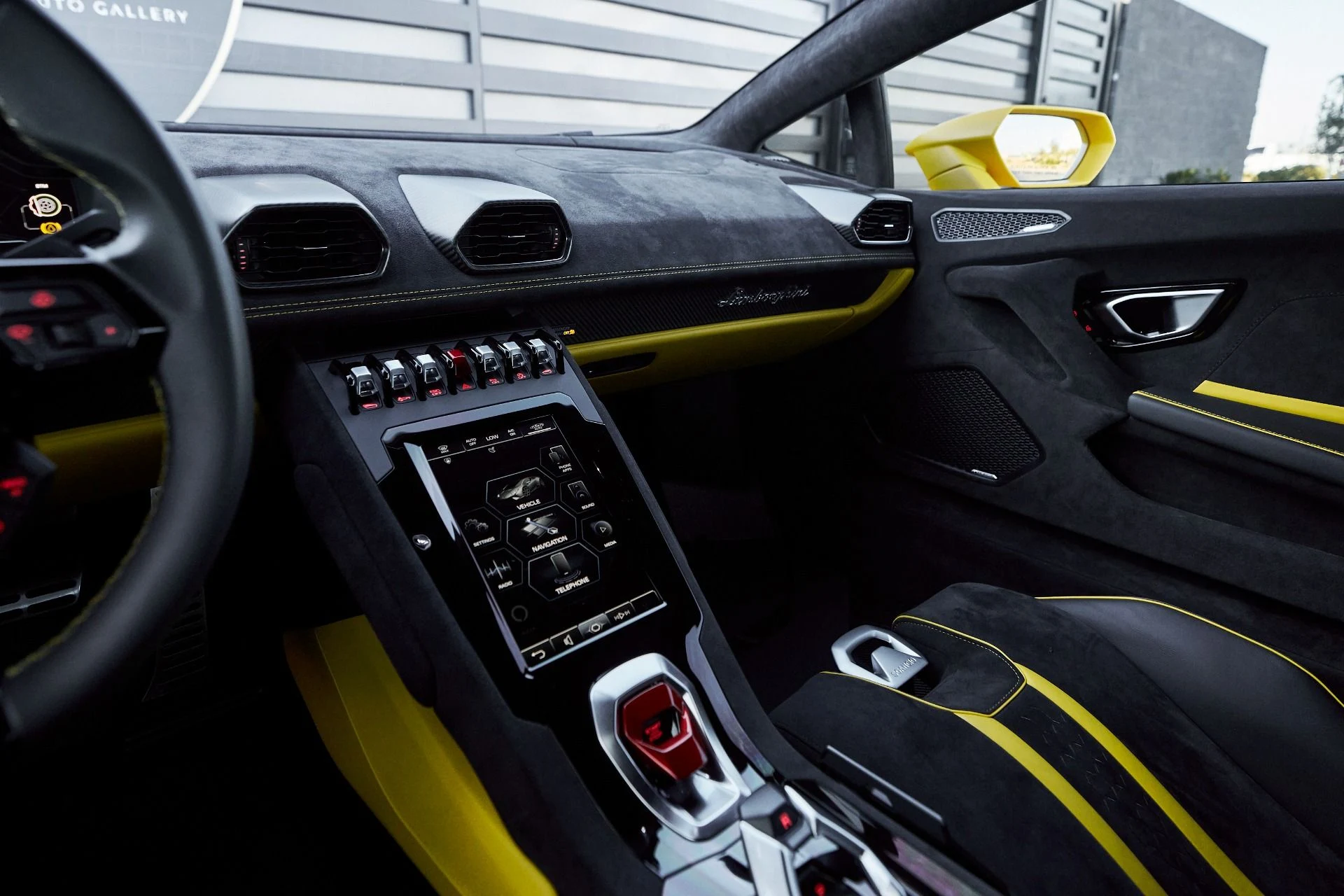 mph059_429213773_Used_2023_Lamborghini_Huracan_Tecnica_Base_1765333578_f318dbbc8d