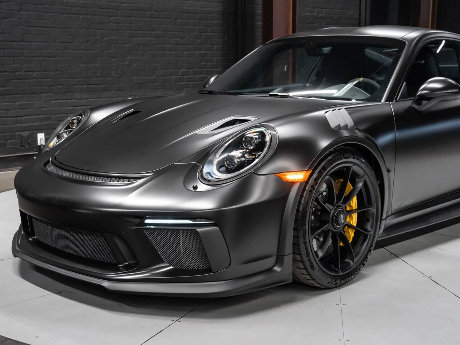 mph059_439973322_porsche_911_2019_a40dcdf0bf