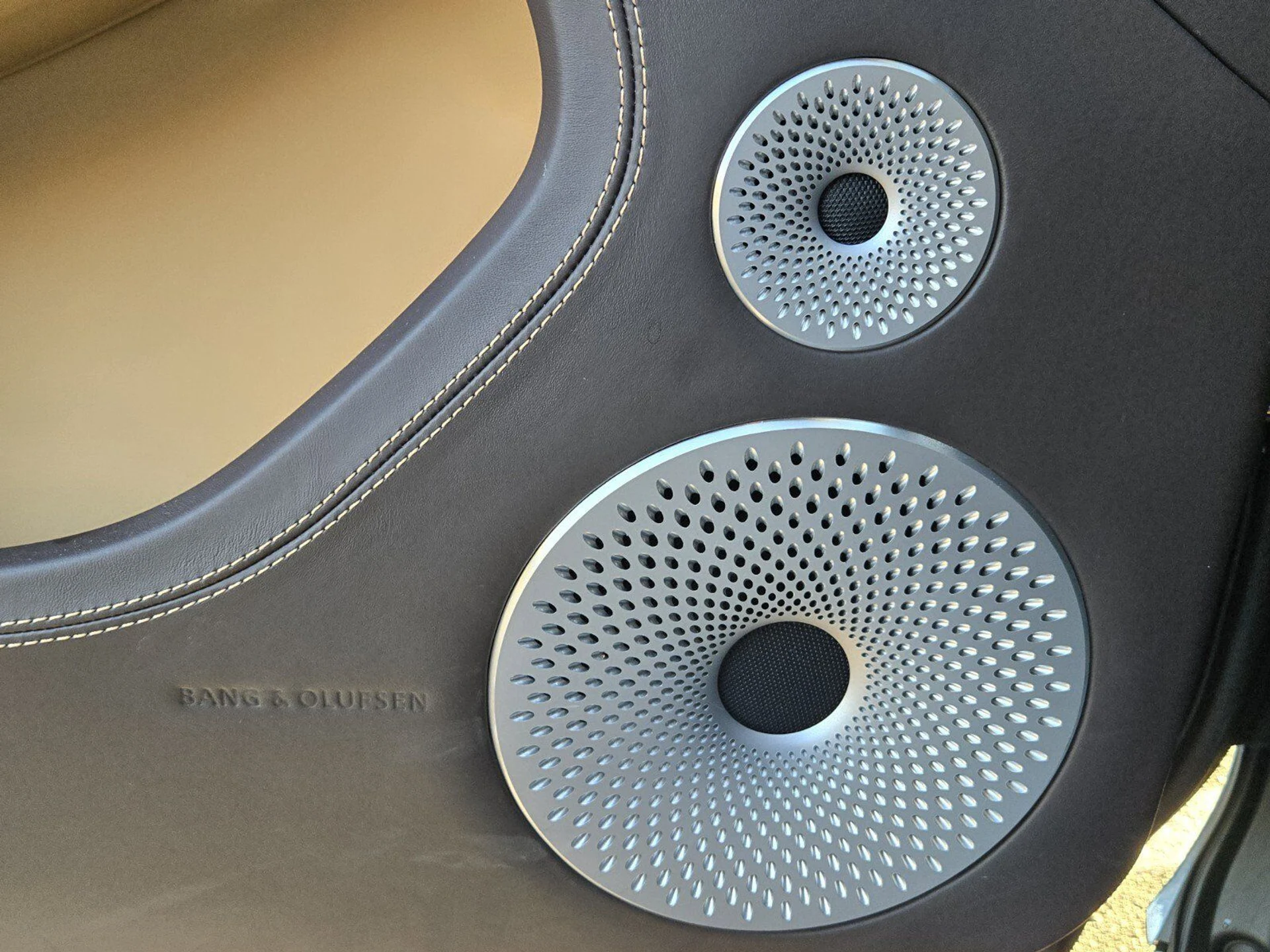 mph059_44419154_4aa2c8471785c196b382d0874c0eb478x_6192f6ccb2