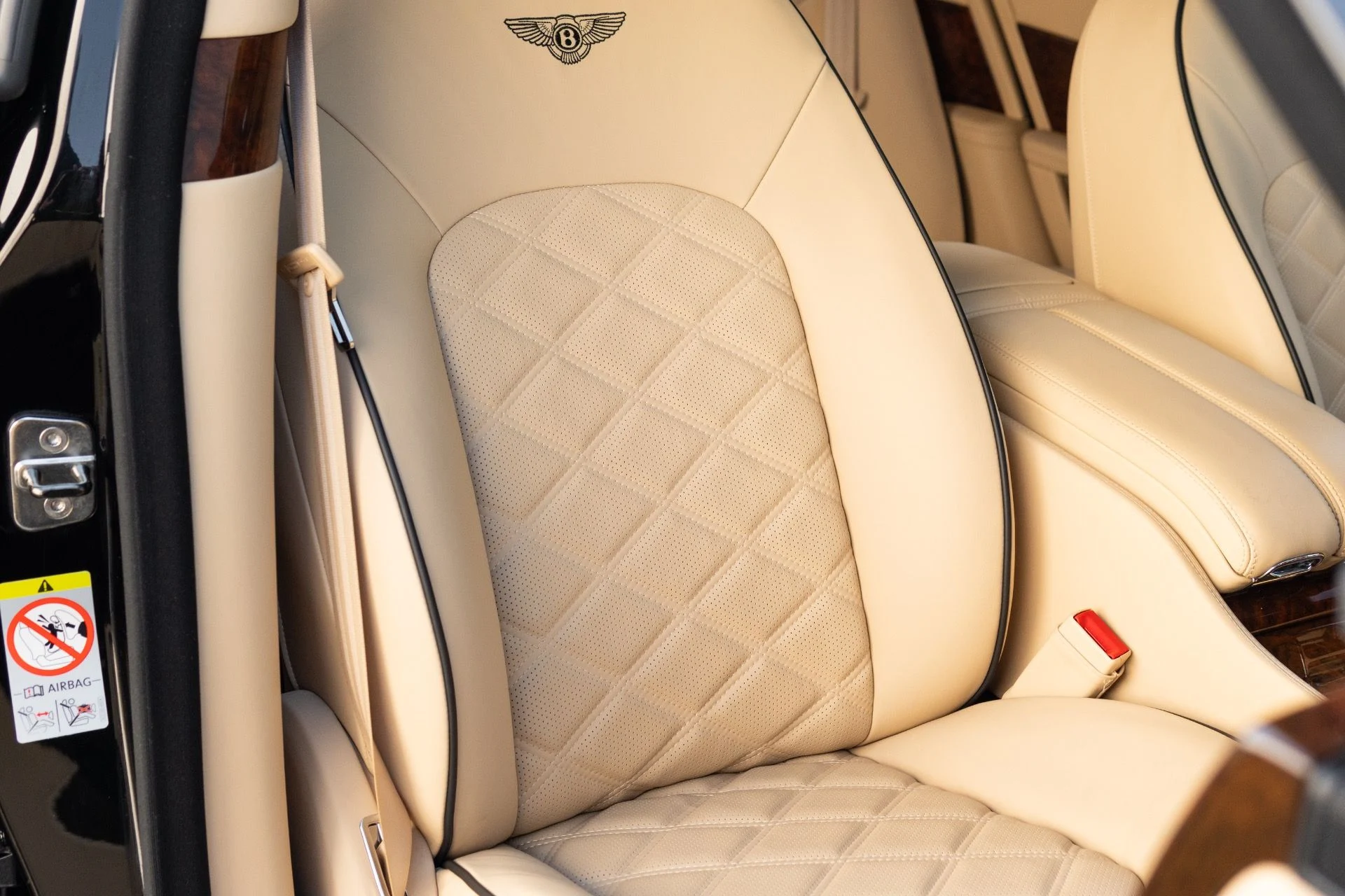 mph059_523464838_Used_2014_Bentley_Mulsanne_1774576298_f12a7d0523