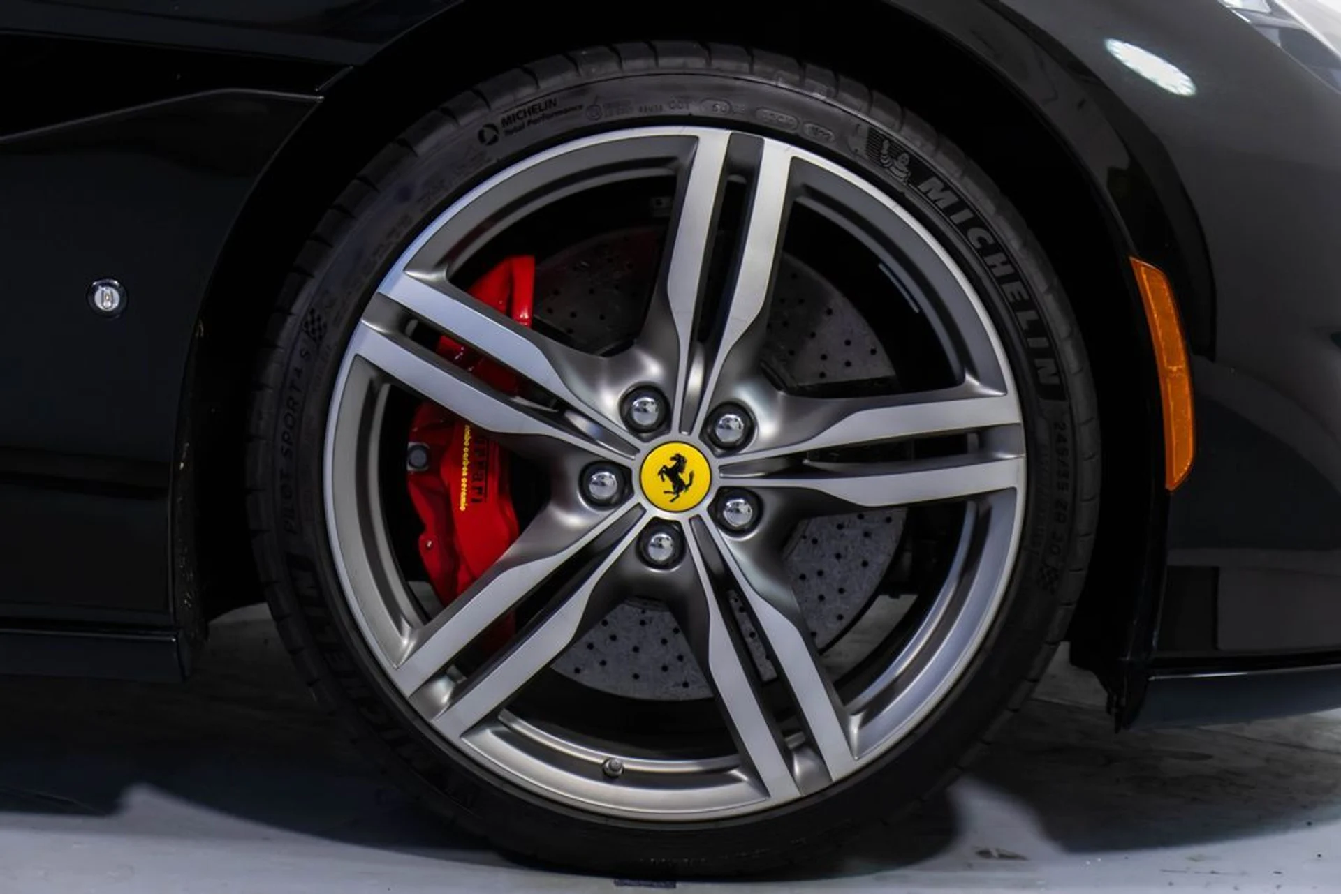 mph059_530077073_f056ebb4dfb9d246bbb8f8cbead3eca5x_37c7eea722