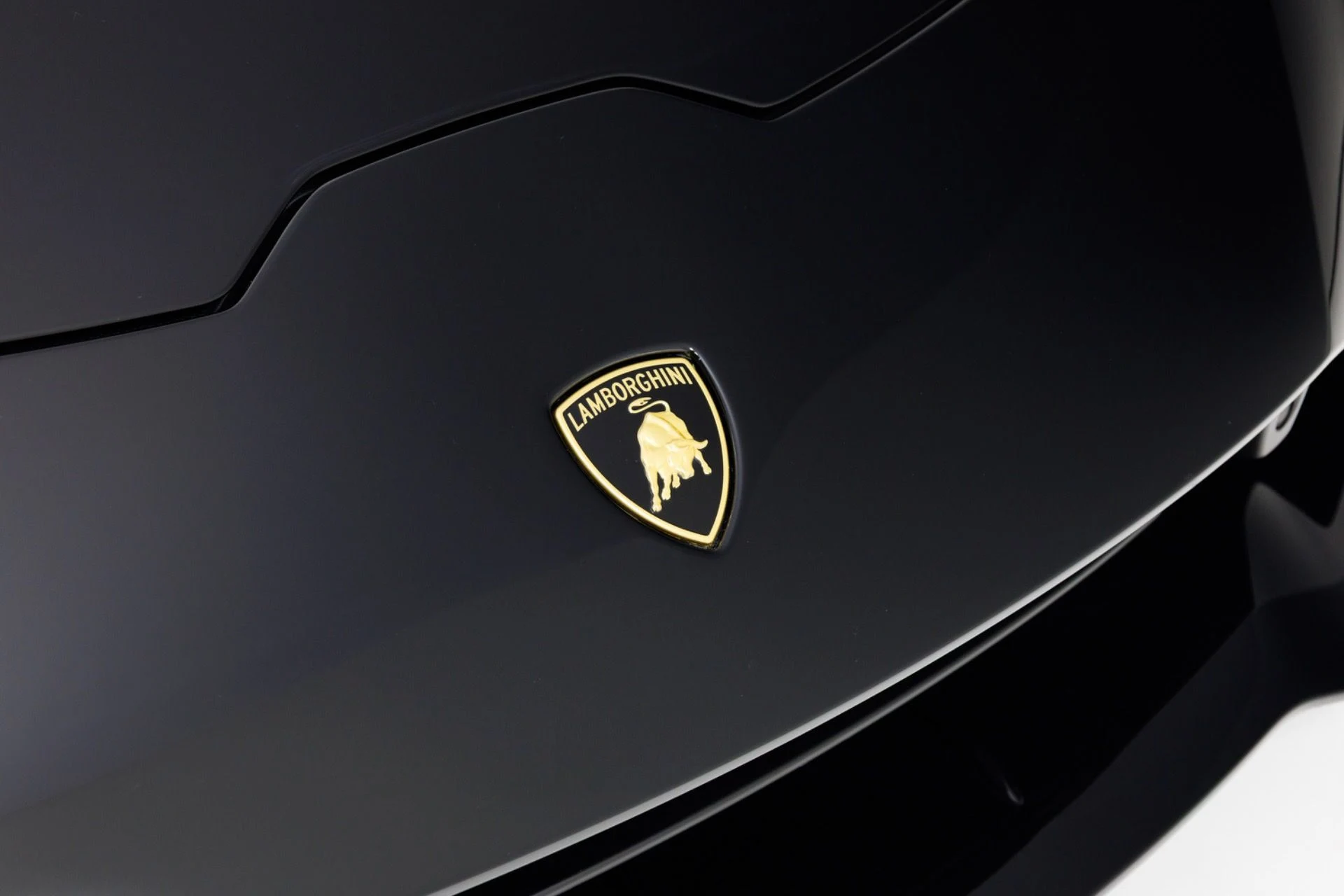 mph059_585700465_Used_2021_Lamborghini_Huracan_EVO_1784066655_0bd141f7da