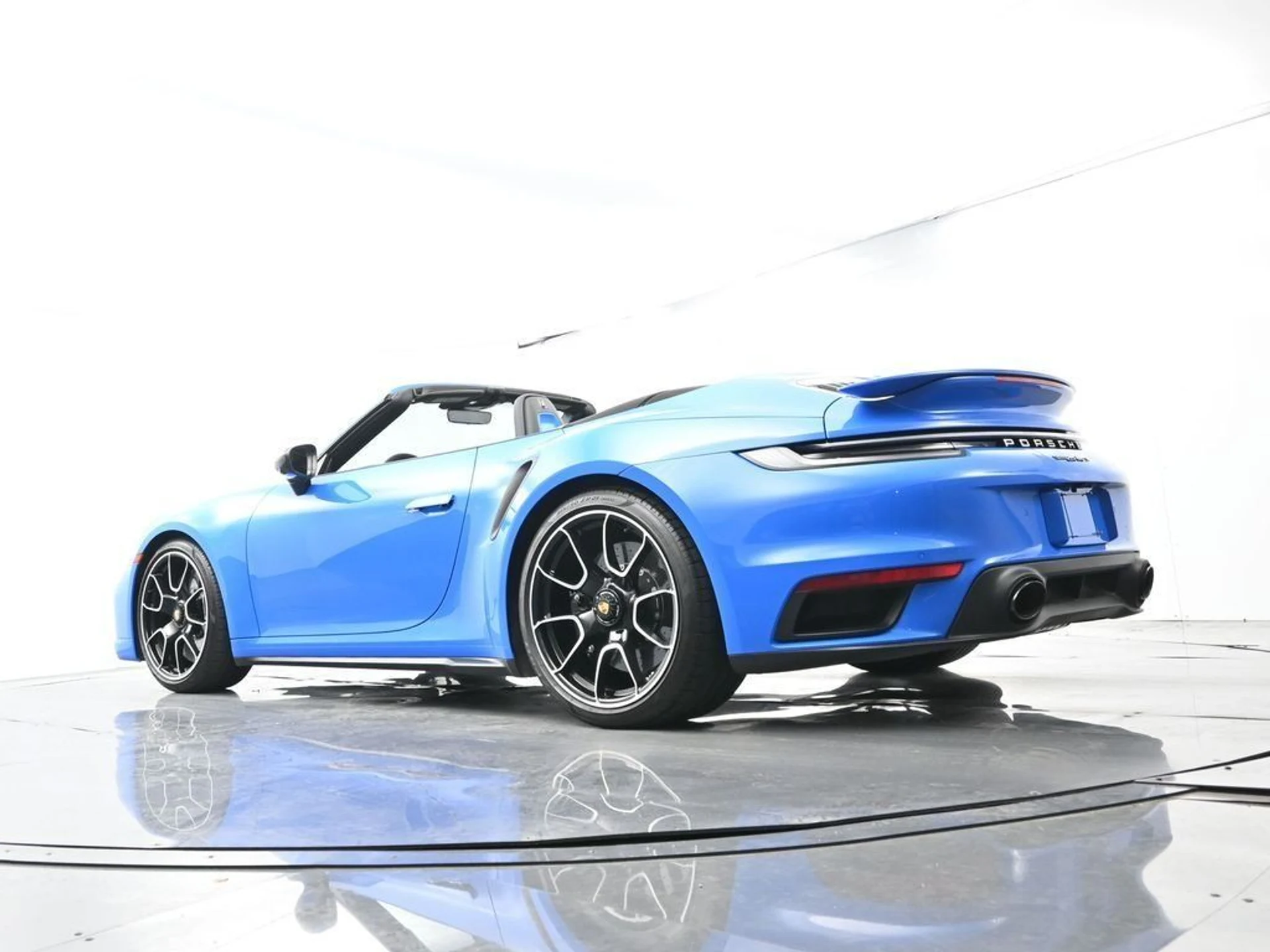 mph059_699321400_4bdab0b4be2b87f5c981c96c6e41d9ac_273f66d732