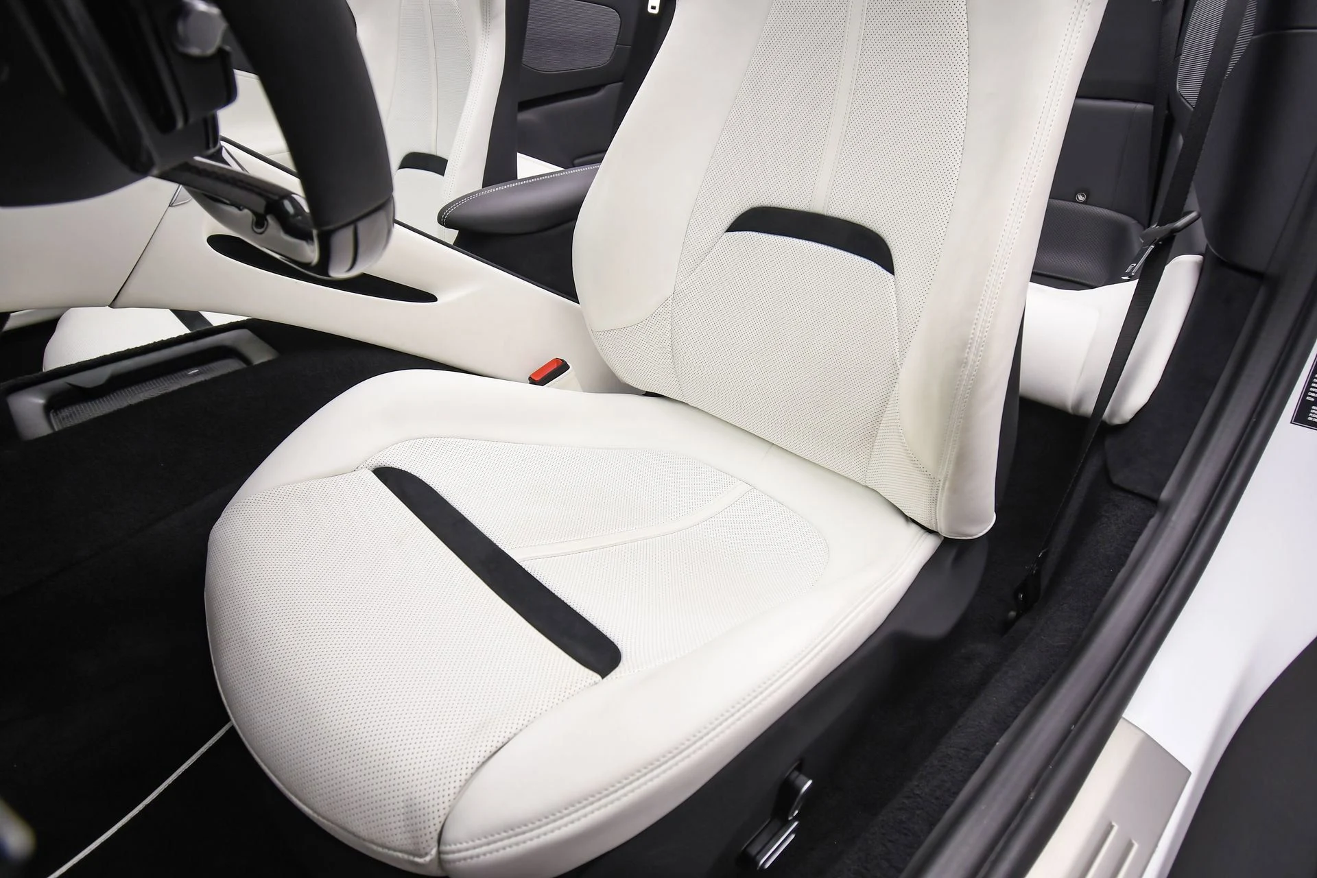 mph059_702510787_34f8b732f27e4da28668bb8fe6b7cf32_f5c8e9f747