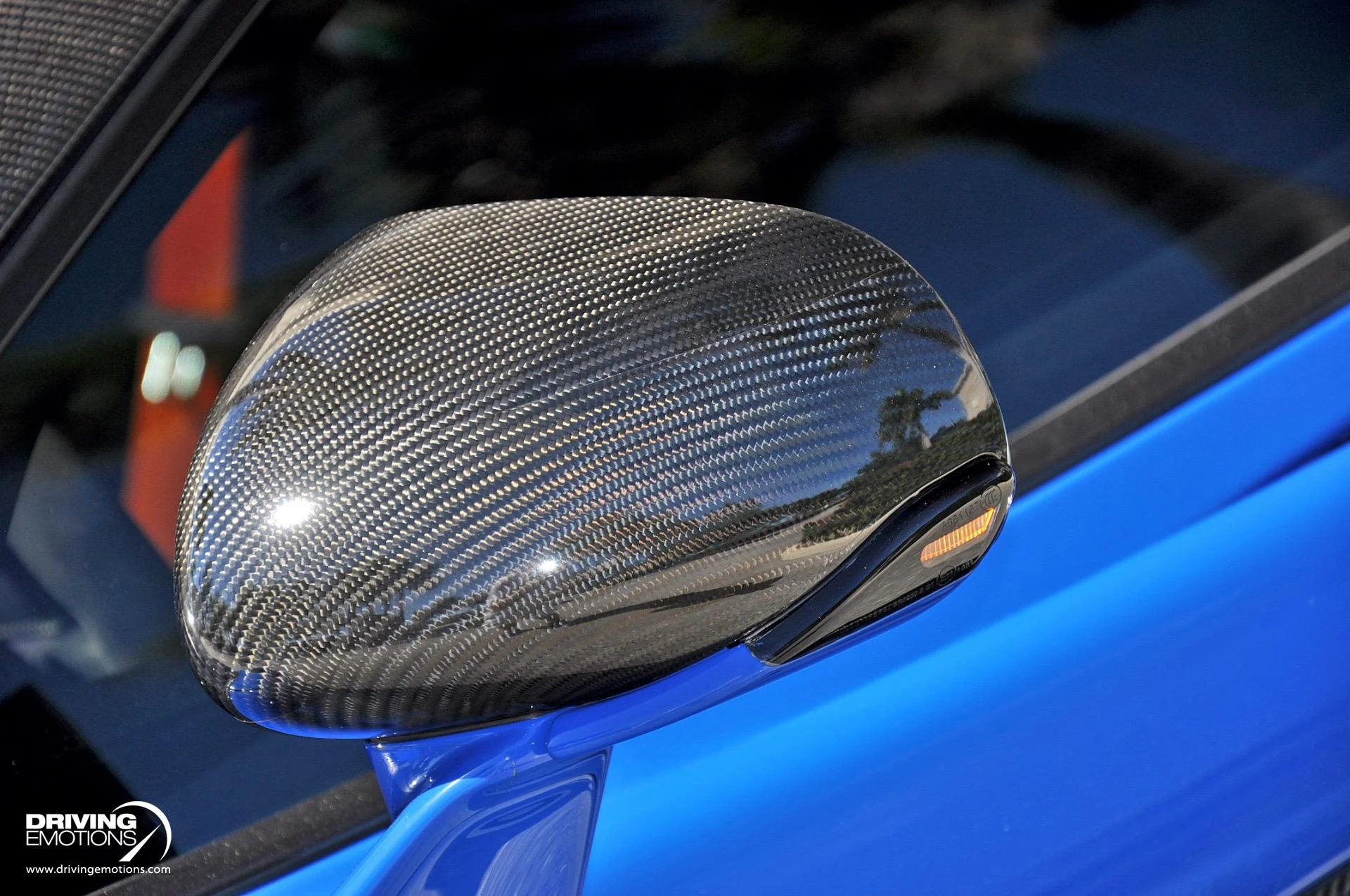 mph059_703991409_836_p60_l_0e2a2d2003