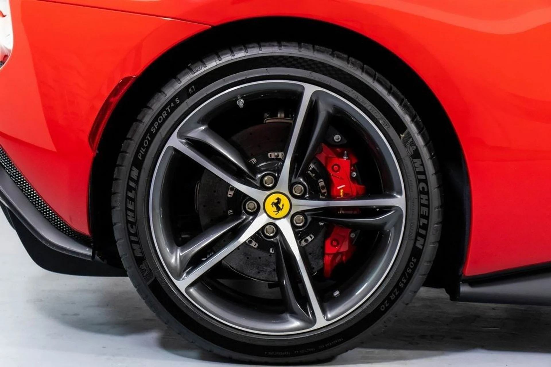 mph059_722150714_c14b658a68a268894a526d554c2711f5x_2318cfed02