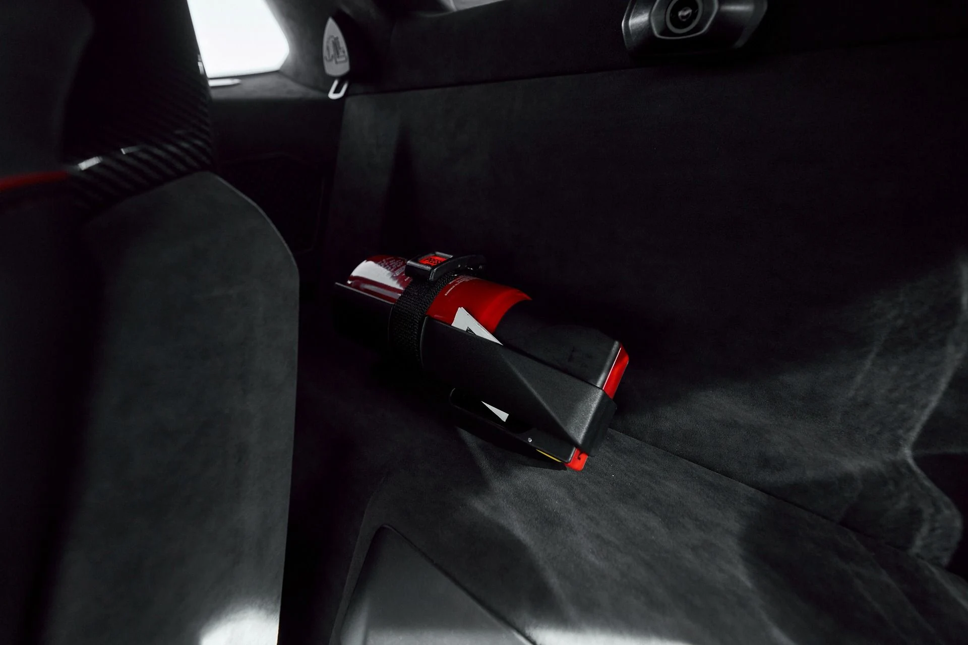 mph059_737328341_Used_2023_Lamborghini_Huracan_Base_1764123657_e9fadeda2c