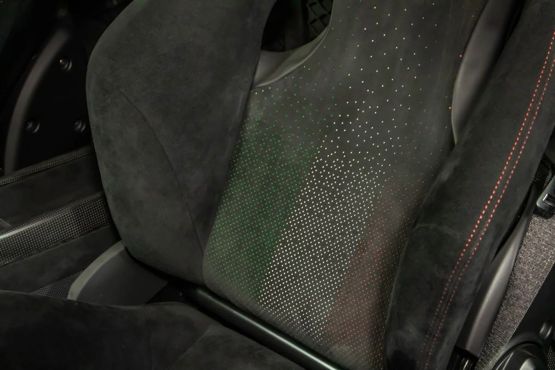 mph059_75171990_91da9d38806e07ab18308e7f87464b20x_1092783d41