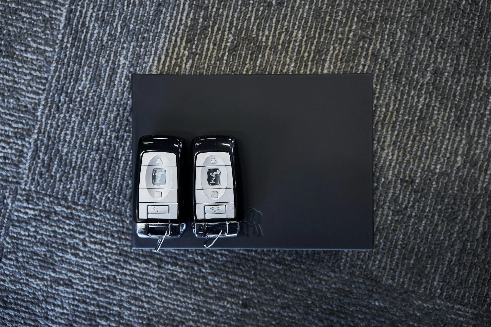 mph059_792897043_Used_2020_Rolls_Royce_Wraith_Base_1774310873_39a5414309