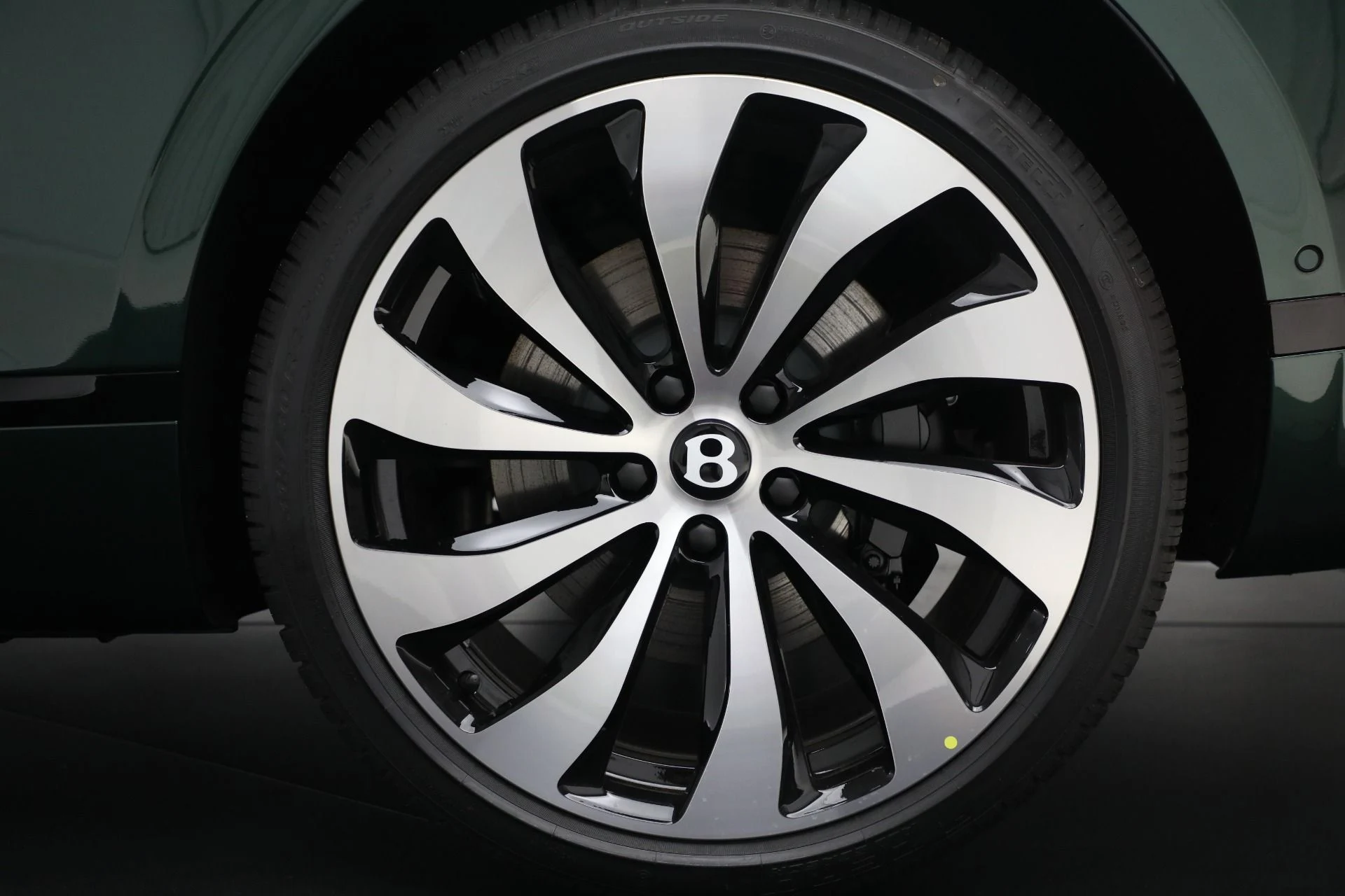 mph059_799170437_New_2024_Bentley_Continental_GTC_Edition_8_7aef15f7a5