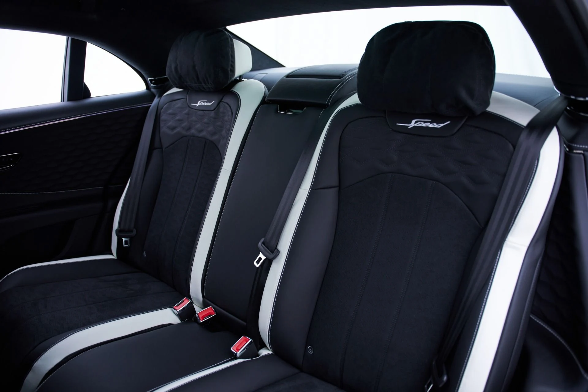 mph059_815463094_Used_2025_Bentley_Flying_Spur_Speed_1793037878_0e8e49b300
