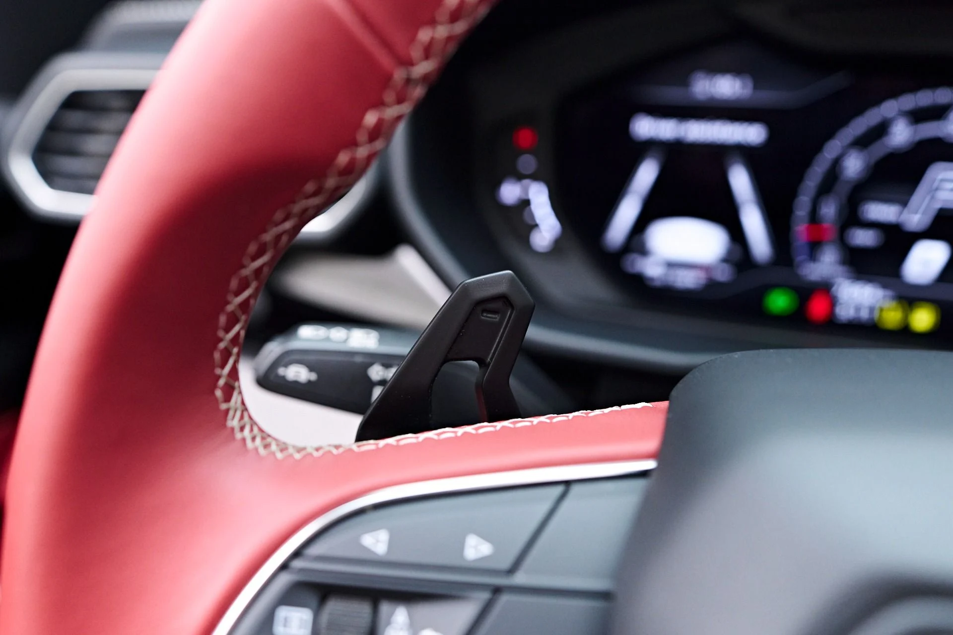 mph059_820238349_Used_2024_Lamborghini_Urus_S_1751401874_8291754e2a