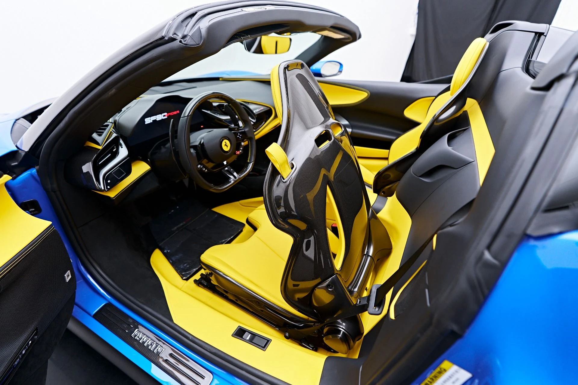 mph059_820488471_Used_2024_Ferrari_SF_90_Spider_Base_1752630680_c74b4750cf