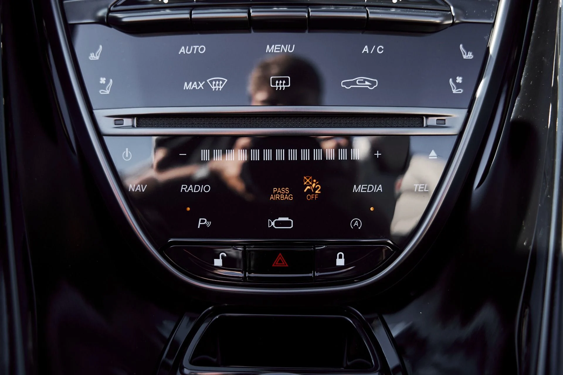 mph059_837041464_Used_2023_Aston_Martin_DBS_Volante_1770513090_580811dd20