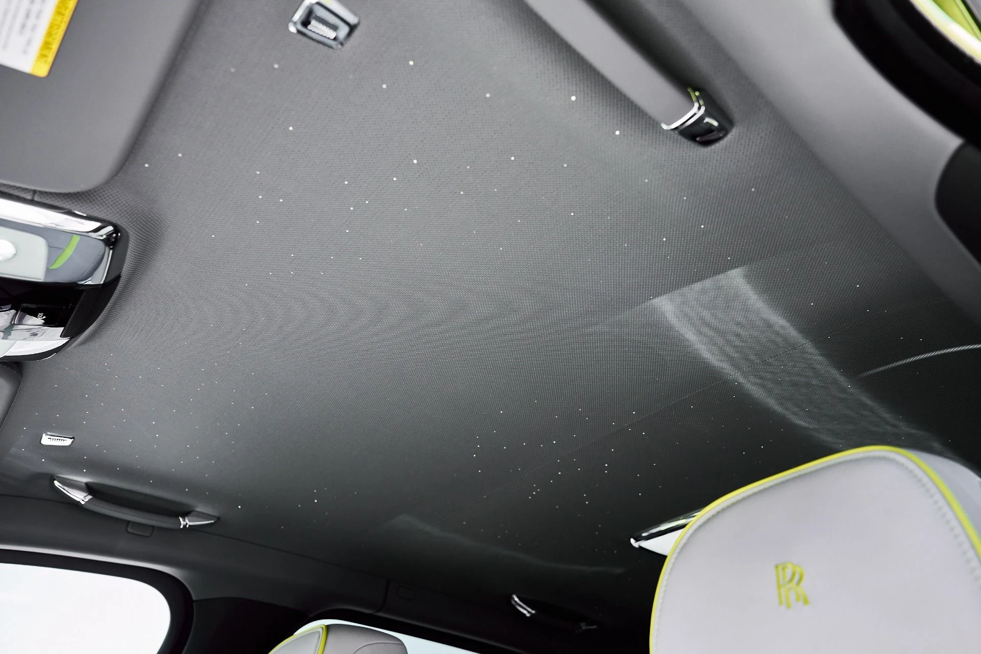 mph059_856501588_Used_2024_Rolls_Royce_Cullinan_Base_1773162655_23767dce11