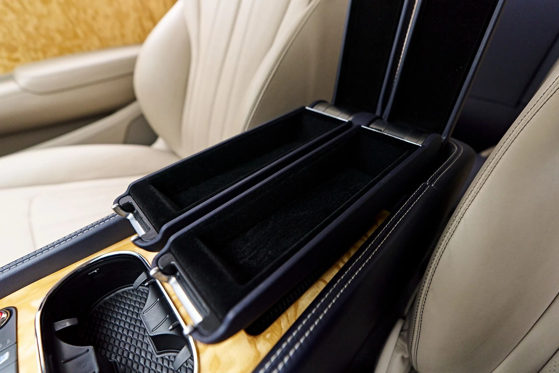mph059_860042418_Used_2015_Bentley_Continental_GT_V8_S_1756433039_374e8982f1