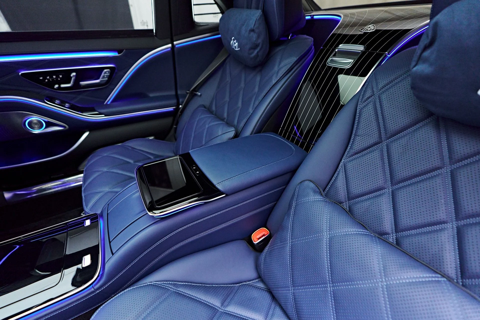 mph059_873596886_Used_2024_Mercedes_Benz_S_Class_Maybach_S_680_1749232025_83302c7d47