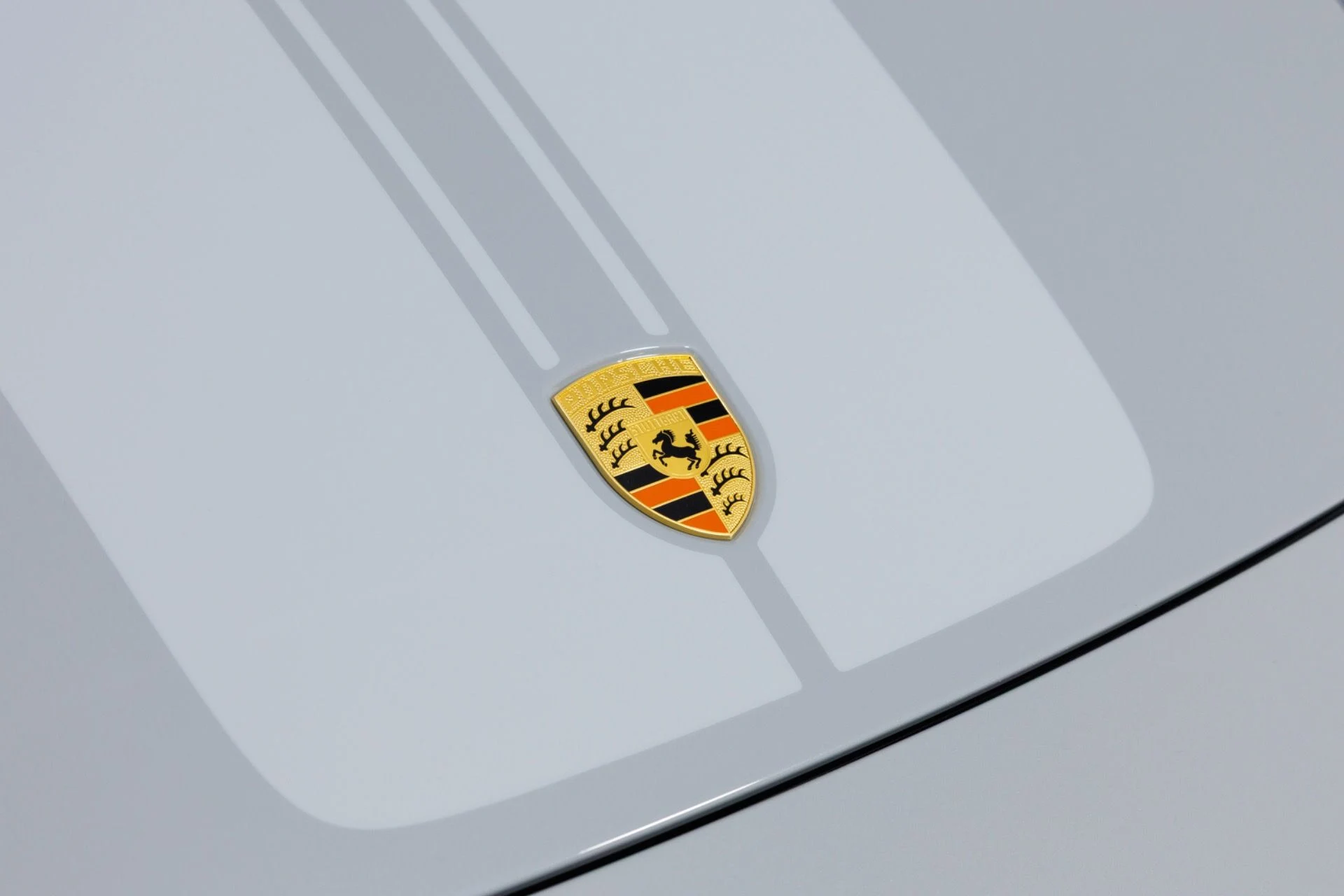 mph059_88899209_Used_2023_Porsche_911_Sport_Classic_1775497655_83cfaa18de