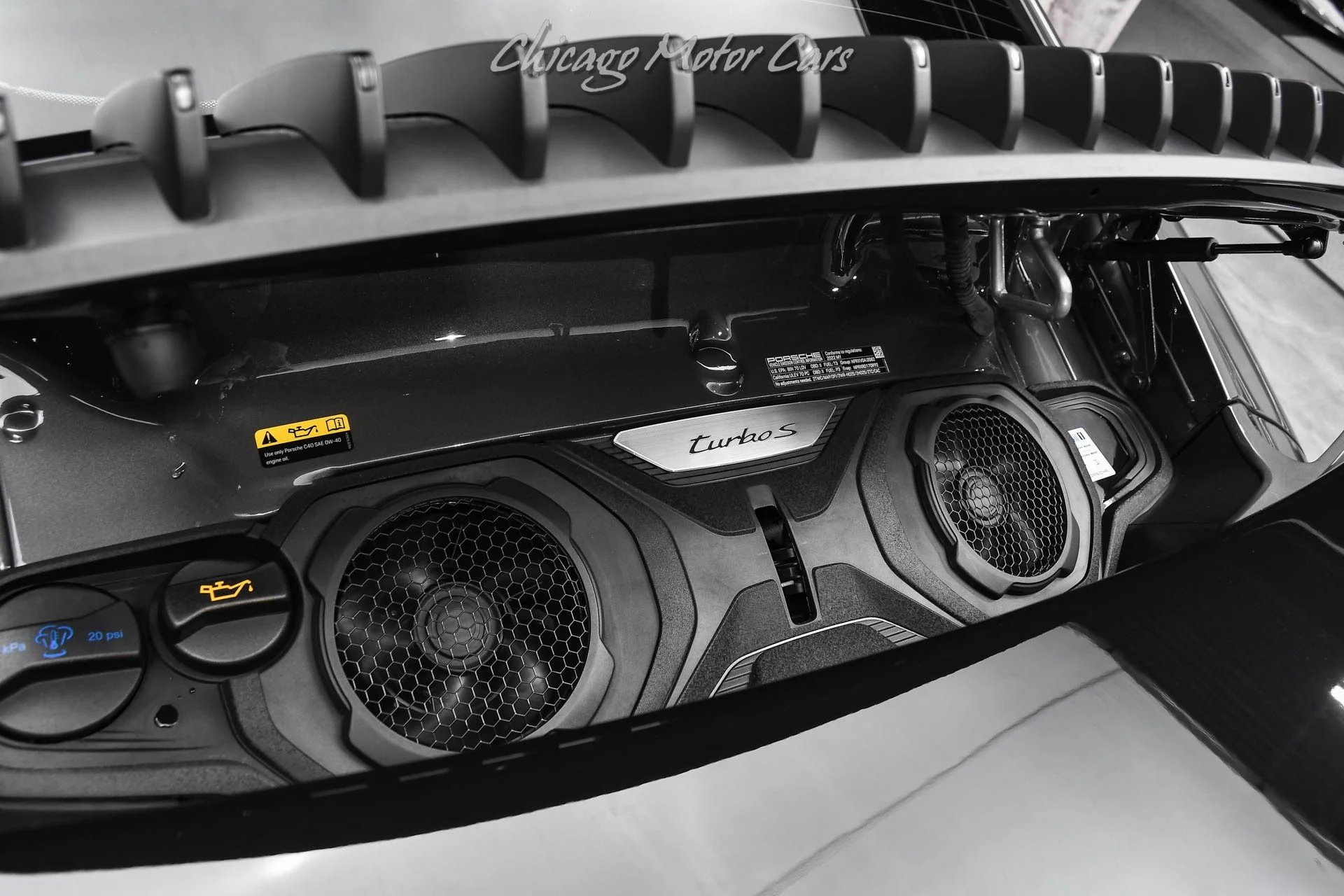 mph059_892926479_12811_p60_l_613105f9ba