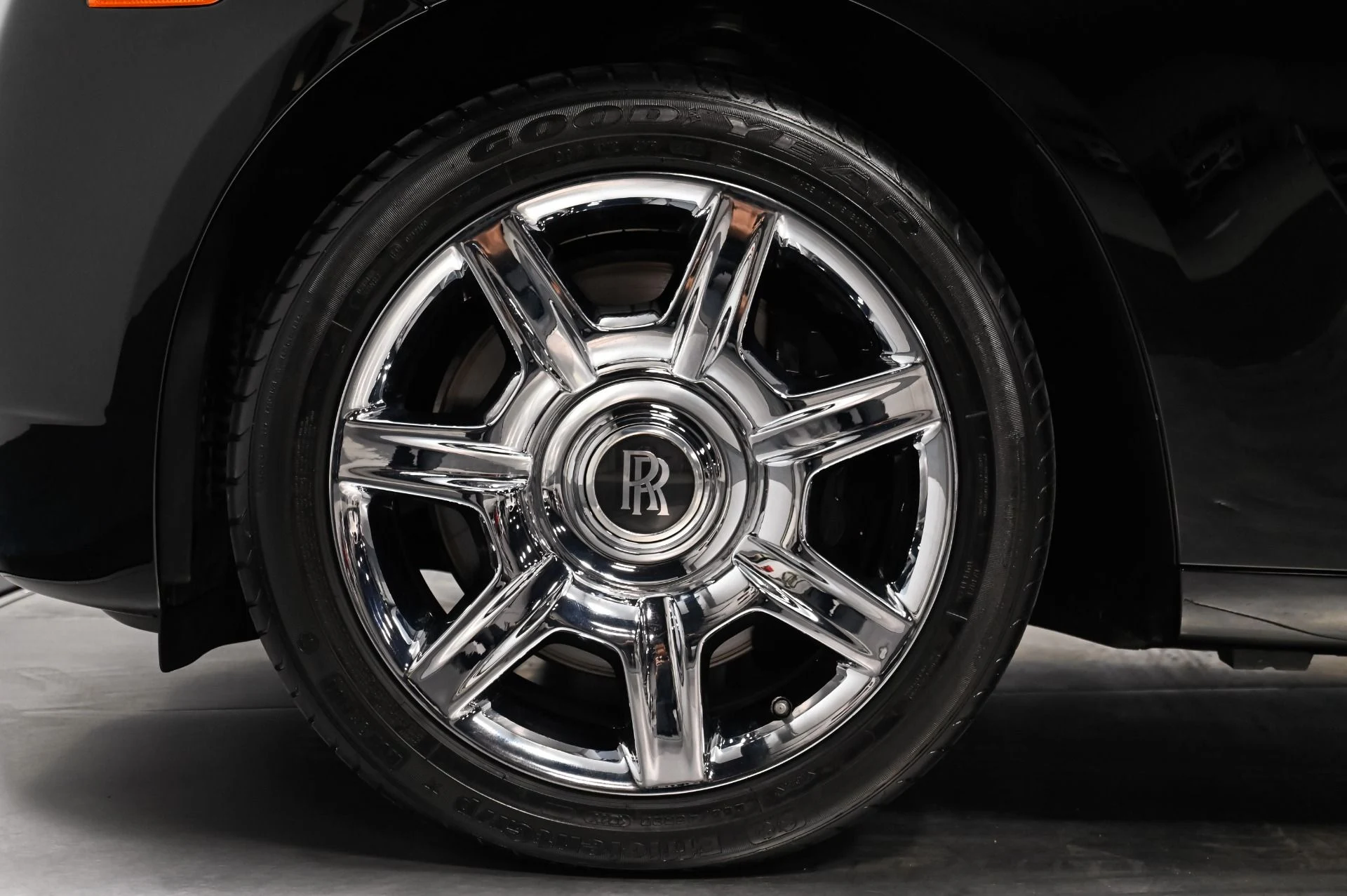 mph059_899325453_Used_2012_Rolls_Royce_Ghost_Base_1789141578_61aa36ac08