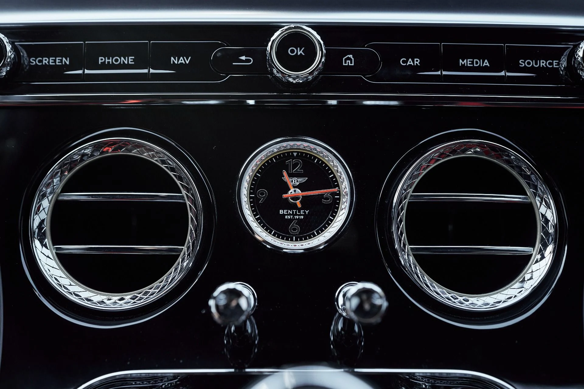 mph059_906306307_Used_2023_Bentley_Continental_GT_V8_S_1763084270_4f77cf1d2d