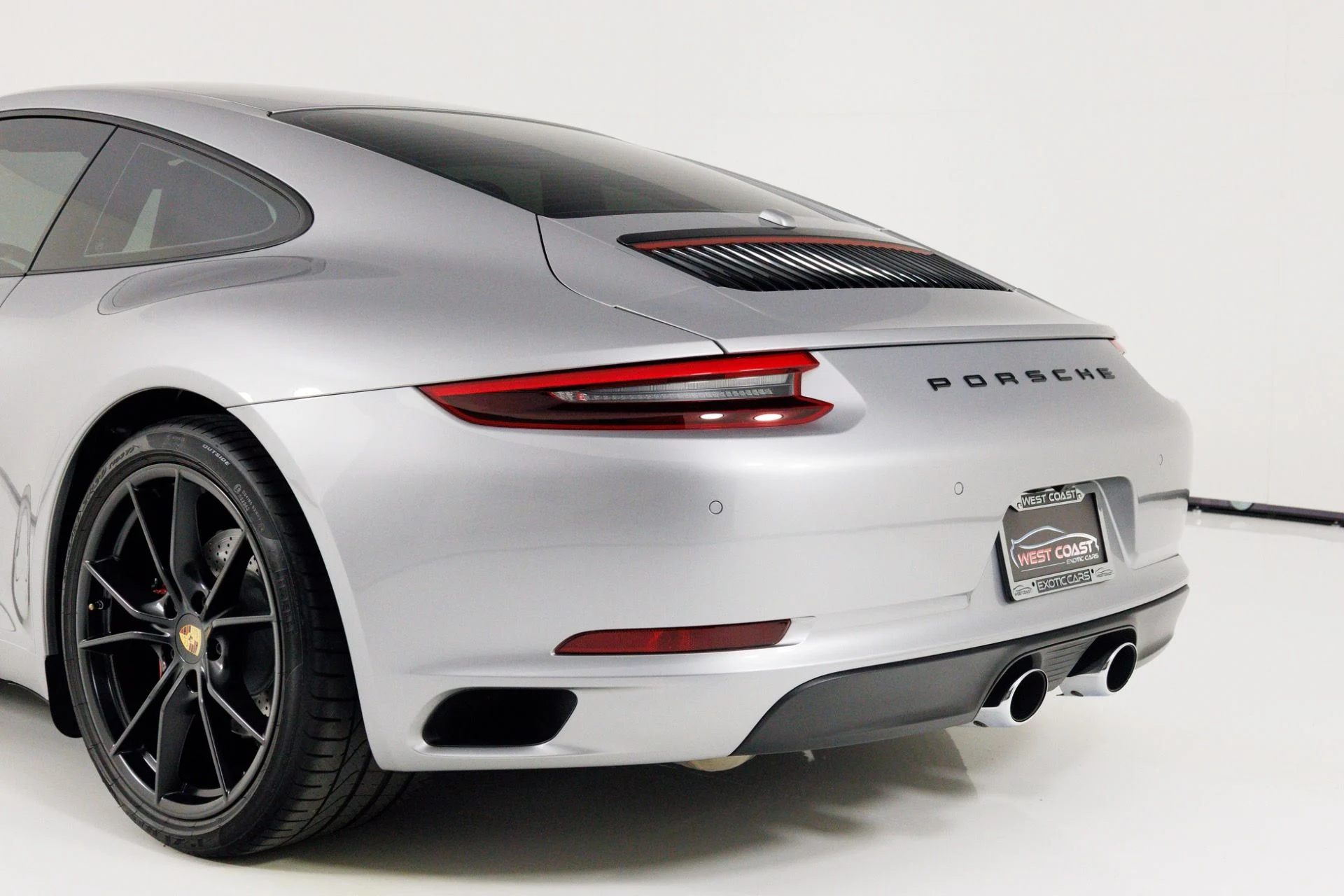 mph059_927943633_Used_2017_Porsche_911_Carrera_S_1769117499_013010cf1f