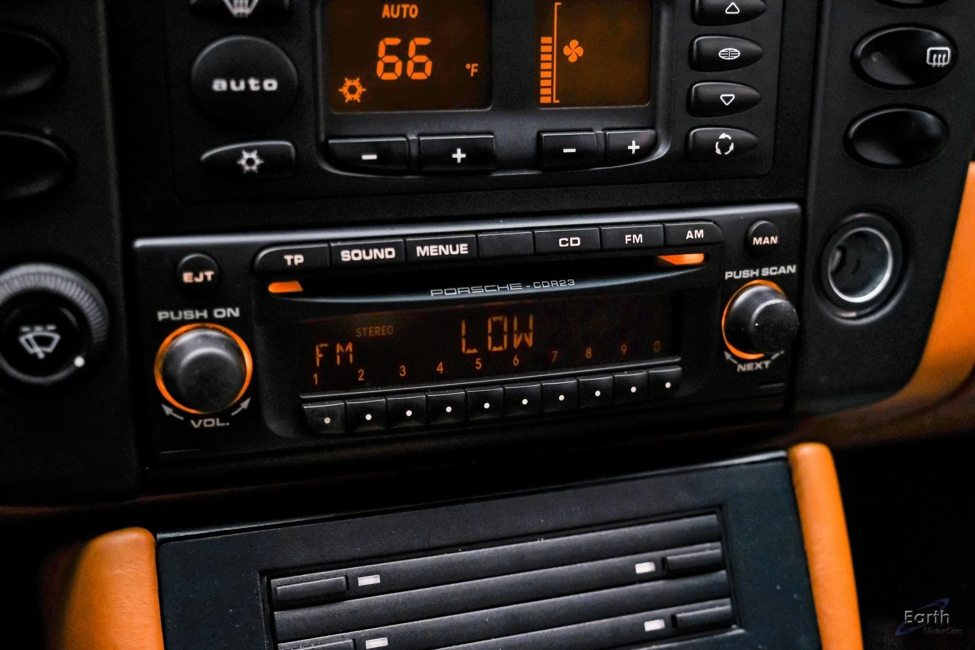 mph059_937070551_bbd36e9a770759b84831bafeb53f5818x_cc345c84b1