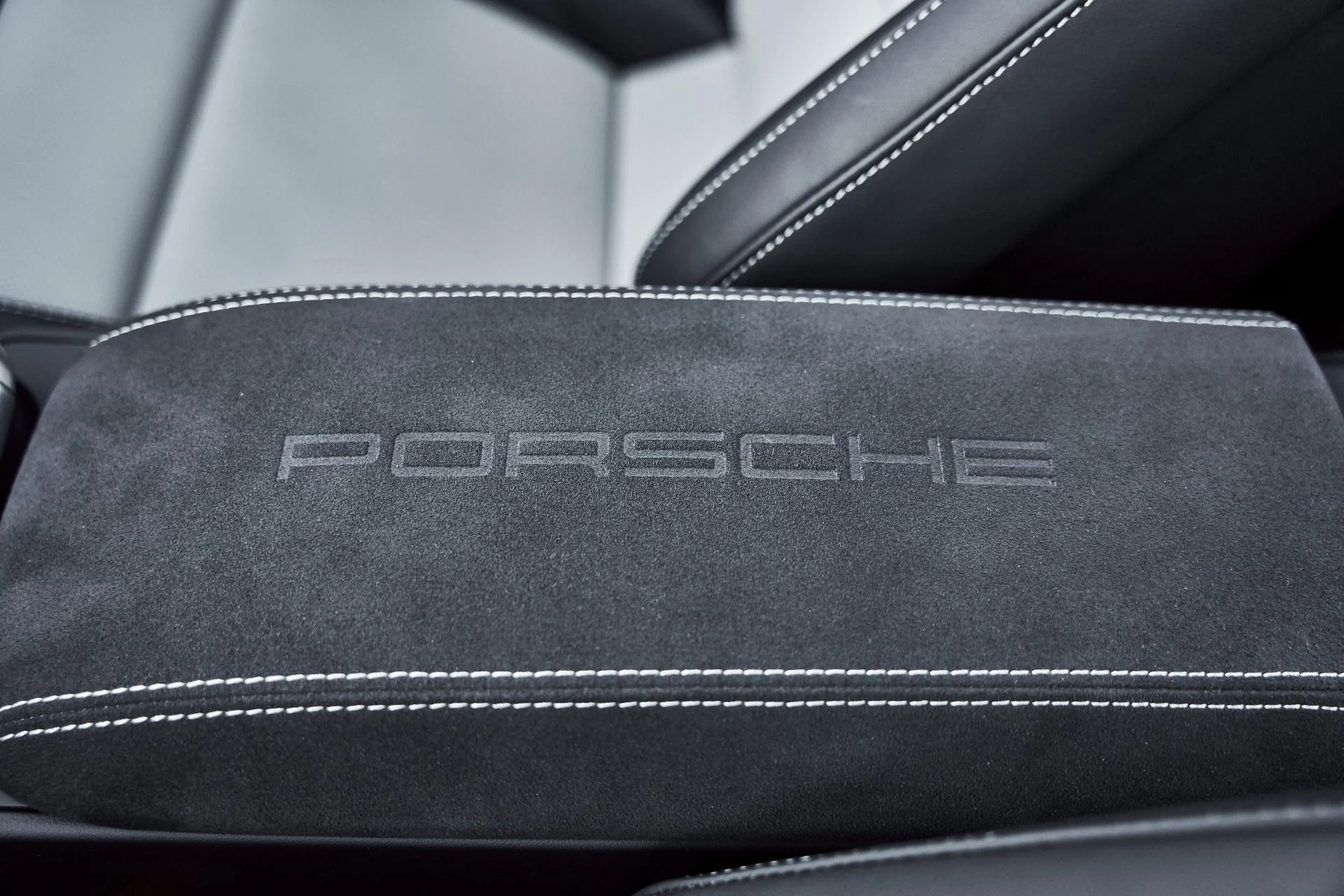 mph059_937575645_Used_2023_Porsche_911_Turbo_S_1774404086_1f8f458993