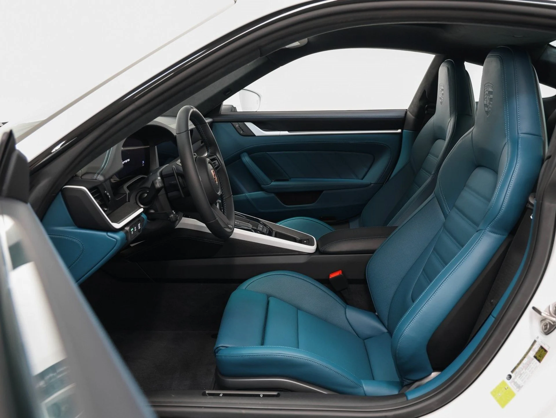 mph059_946152612_60_b28e633dae