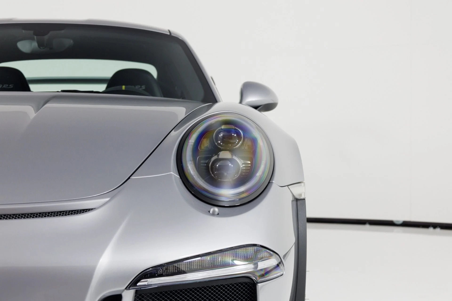 mph059_956892489_Used_2016_Porsche_911_GT_3_RS_1782496727_70881ddd15