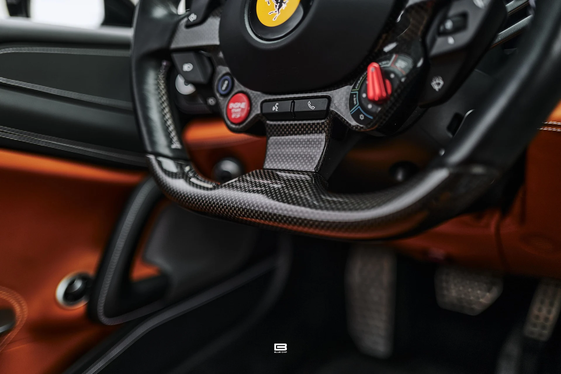 mph060_1014682599_69e2a49b02a8e5ed0b64fa94_L1220593_8c553a3579