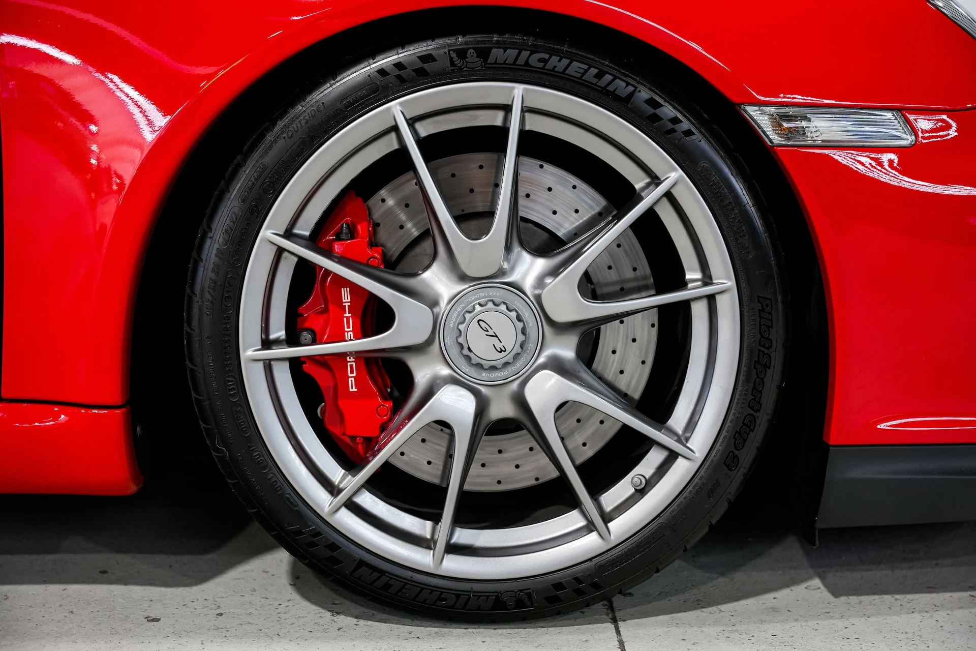 mph060_1022833556_d5c332b6afd9e059849b0a46d3bc46c6x_37ecd69052