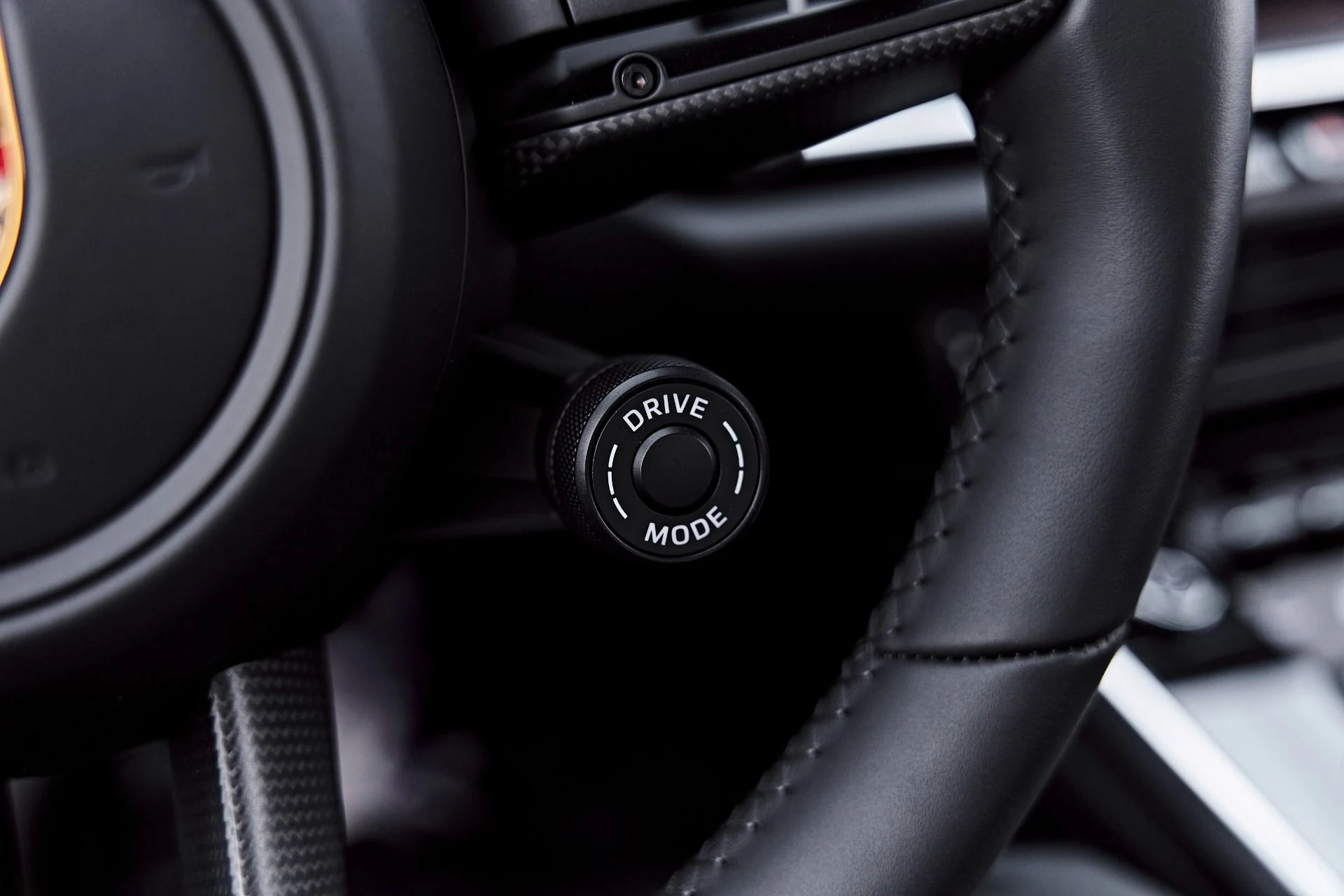 mph060_102539390_Used_2025_Porsche_911_Turbo_S_1785539198_9f7e8b3130