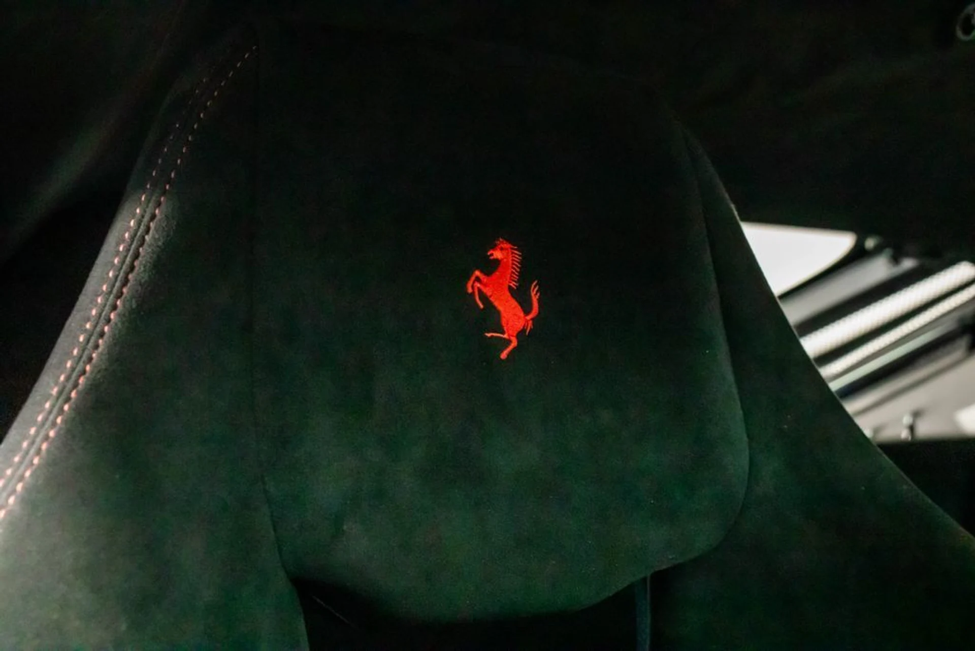 mph060_1100829388_0527d46c8a3b558fdb33580334c9d9d7x_40030013ed