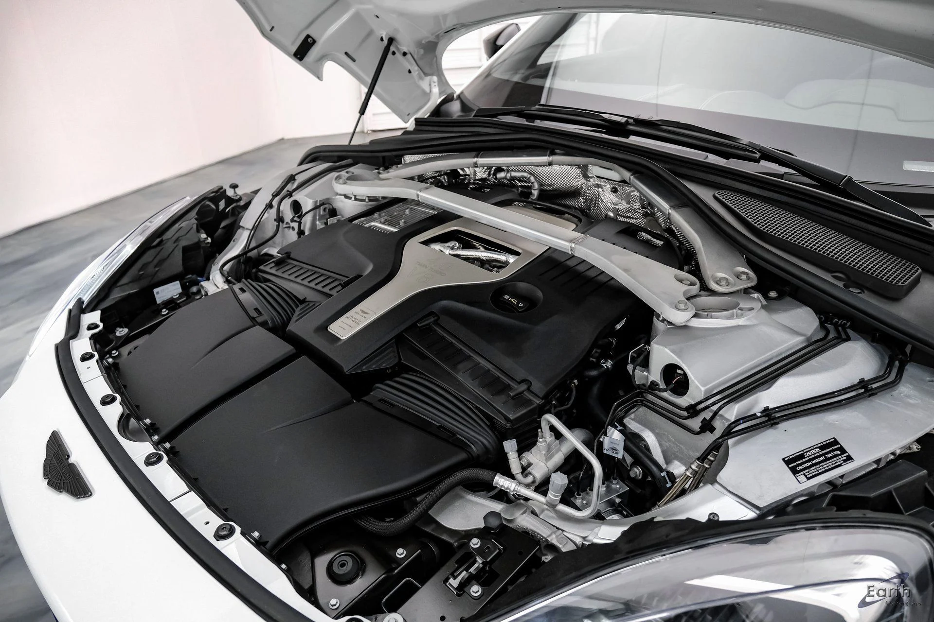 mph060_1118285618_edd3fcba3c25994c7f09d6656d28945cx_98ead23384