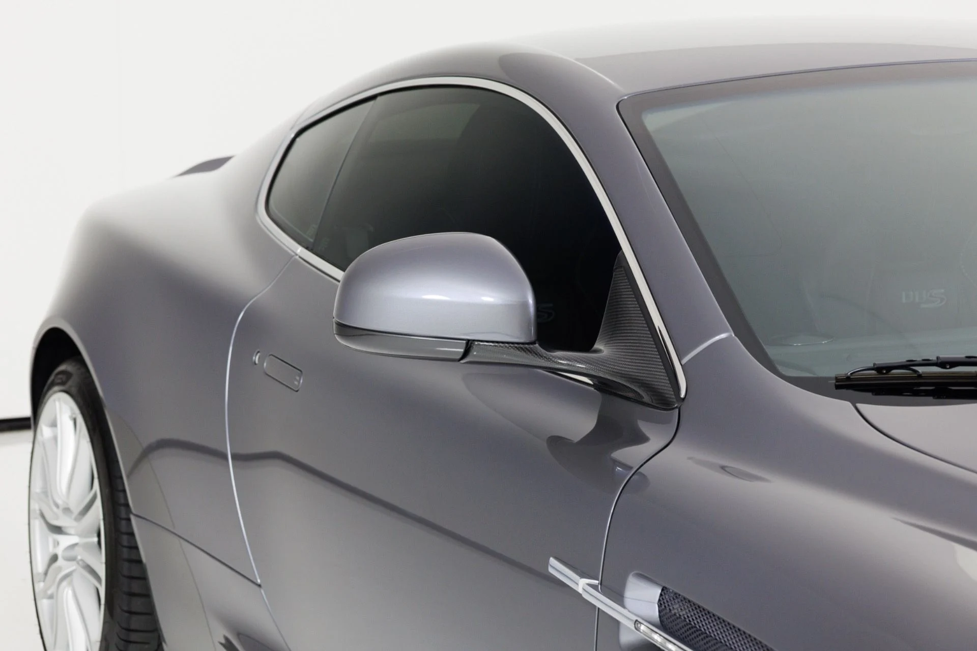 mph060_1200975492_Used_2010_Aston_Martin_DBS_1792190117_523486ccce