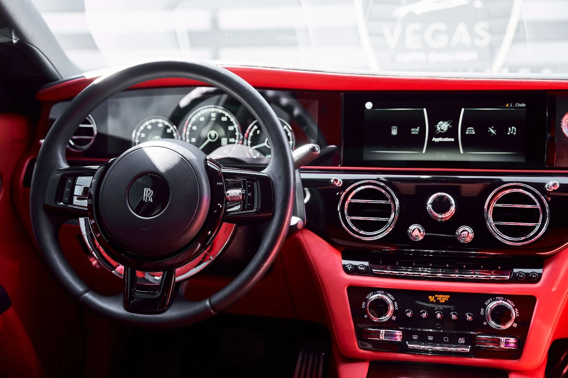 mph060_1206372837_Used_2022_Rolls_Royce_Ghost_Base_1772766080_dfe9ce5b15