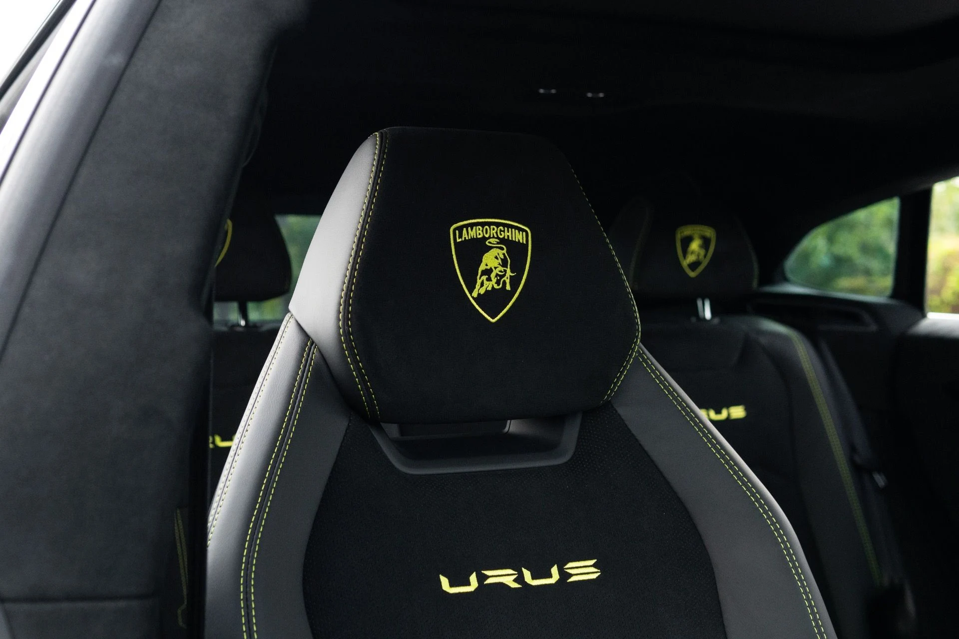 mph060_1241432725_Used_2024_Lamborghini_Urus_Performante_1774062490_a29adb3882