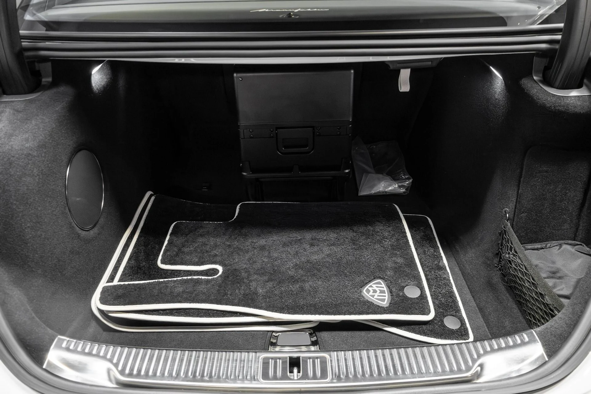 mph060_1260048599_Used_2024_Mercedes_Benz_S_Class_Maybach_S_680_4_MATIC_1766187081_4786bdd9da