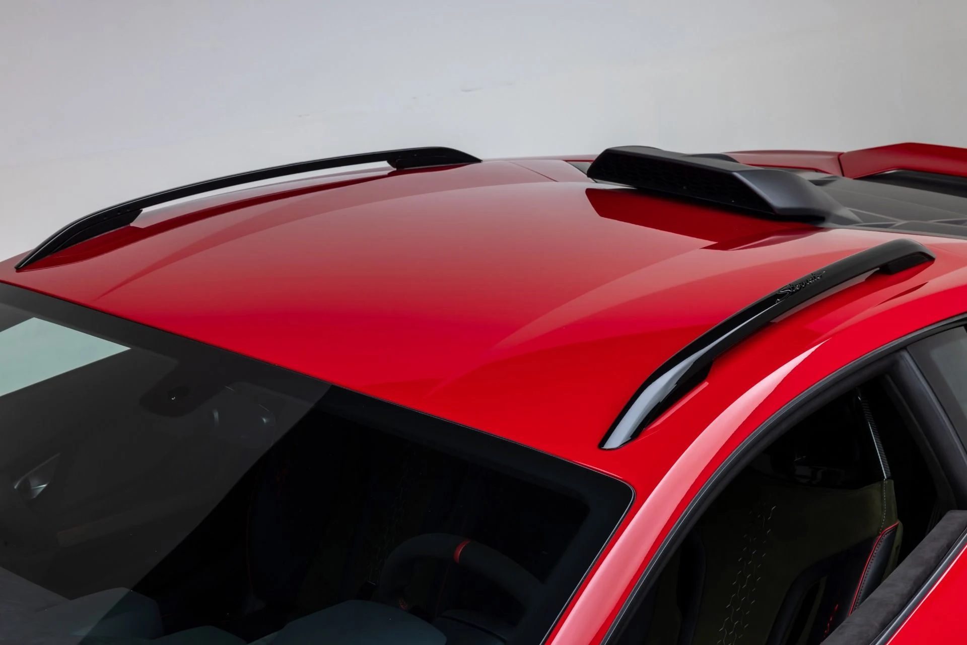 mph060_1275525391_Used_2024_Lamborghini_Huracan_Sterrato_1765391926_9a5cd9b761