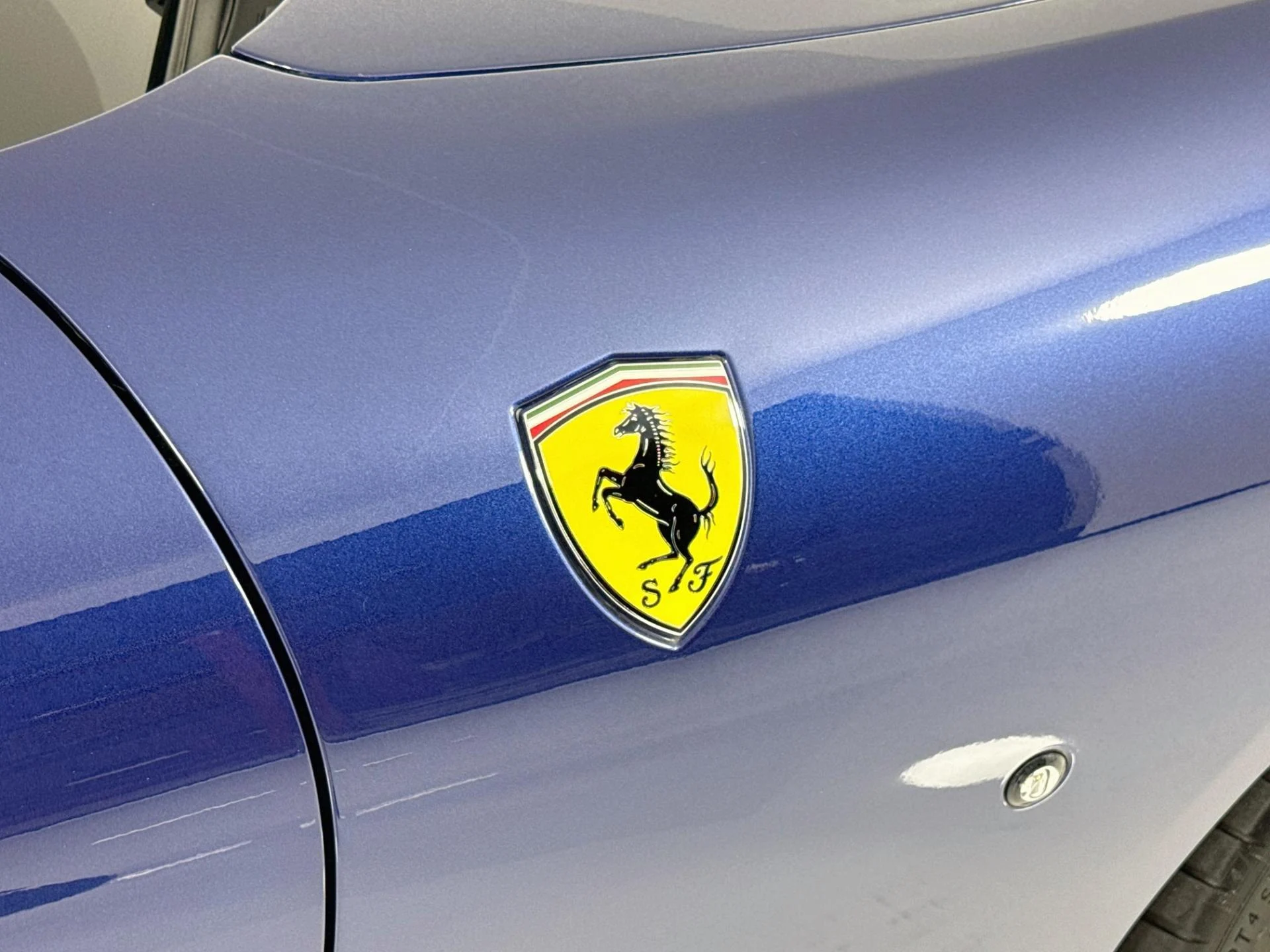 mph060_1301339852_Used_2021_Ferrari_Roma_1793401488_54edb5cb81