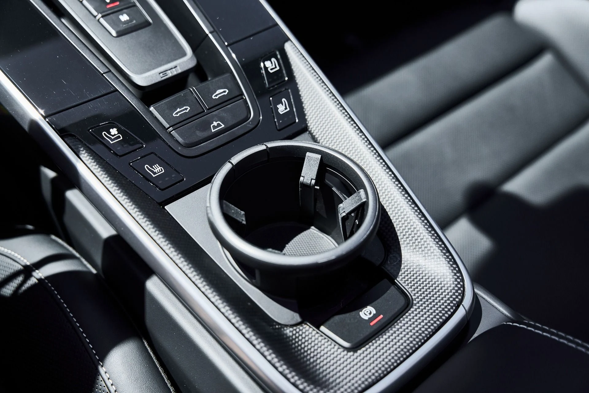 mph060_1331966970_Used_2024_Porsche_911_Turbo_S_1778551305_87ccedd362