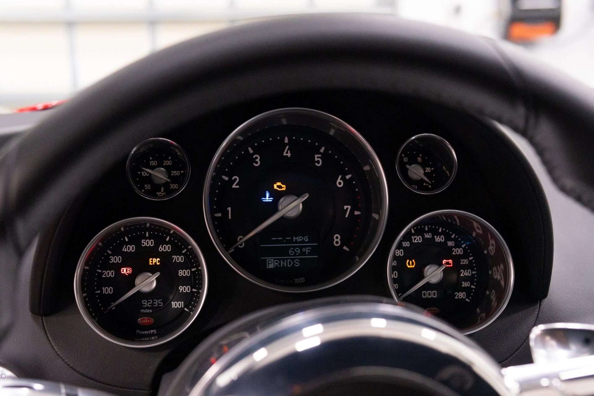 mph060_1346216337_Used_2008_Bugatti_Veyron_164_1769463944_bea77959fb