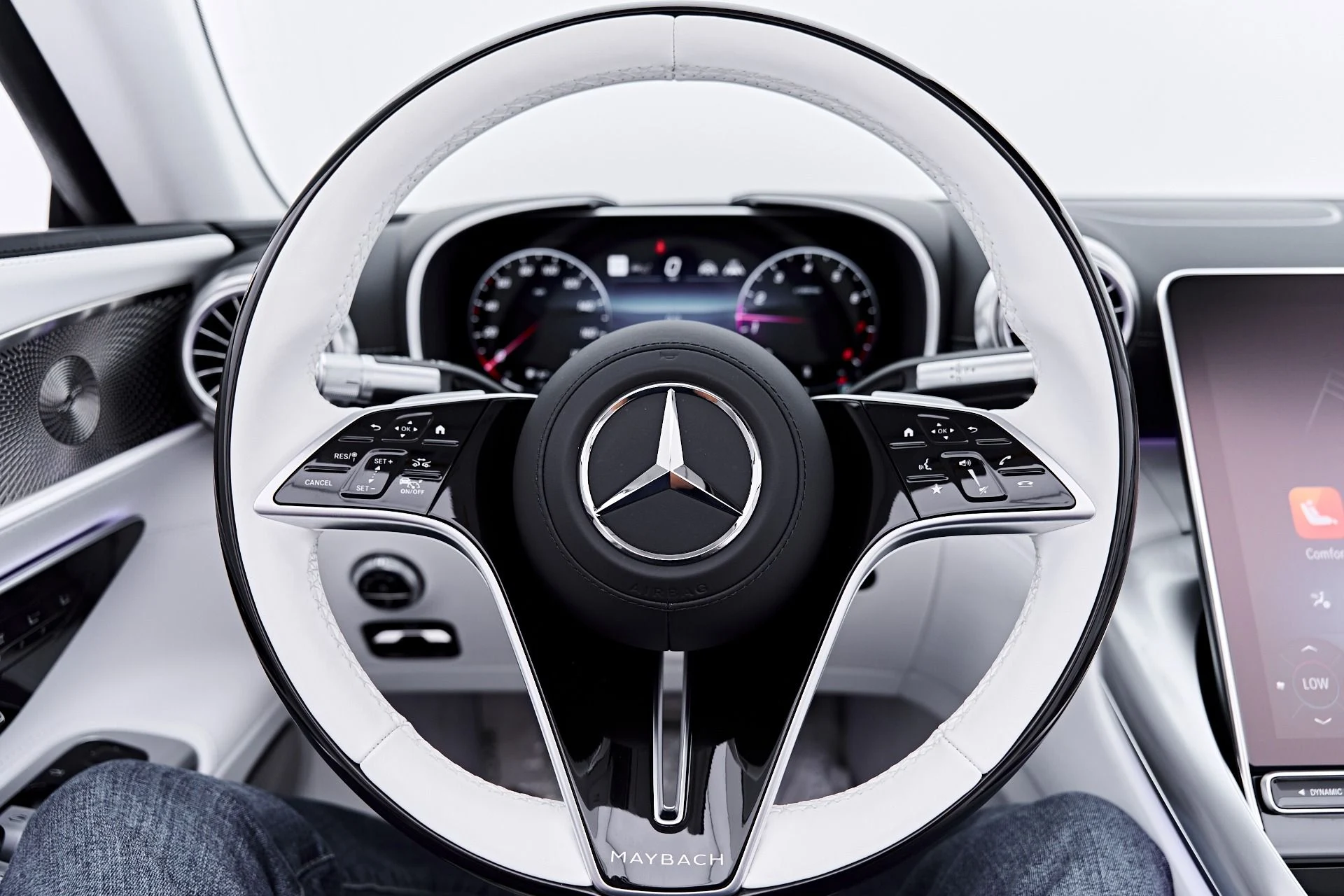 mph060_1368088080_Used_2026_Mercedes_Benz_SL_Class_Maybach_SL_680_1790357737_b5b1589ecb