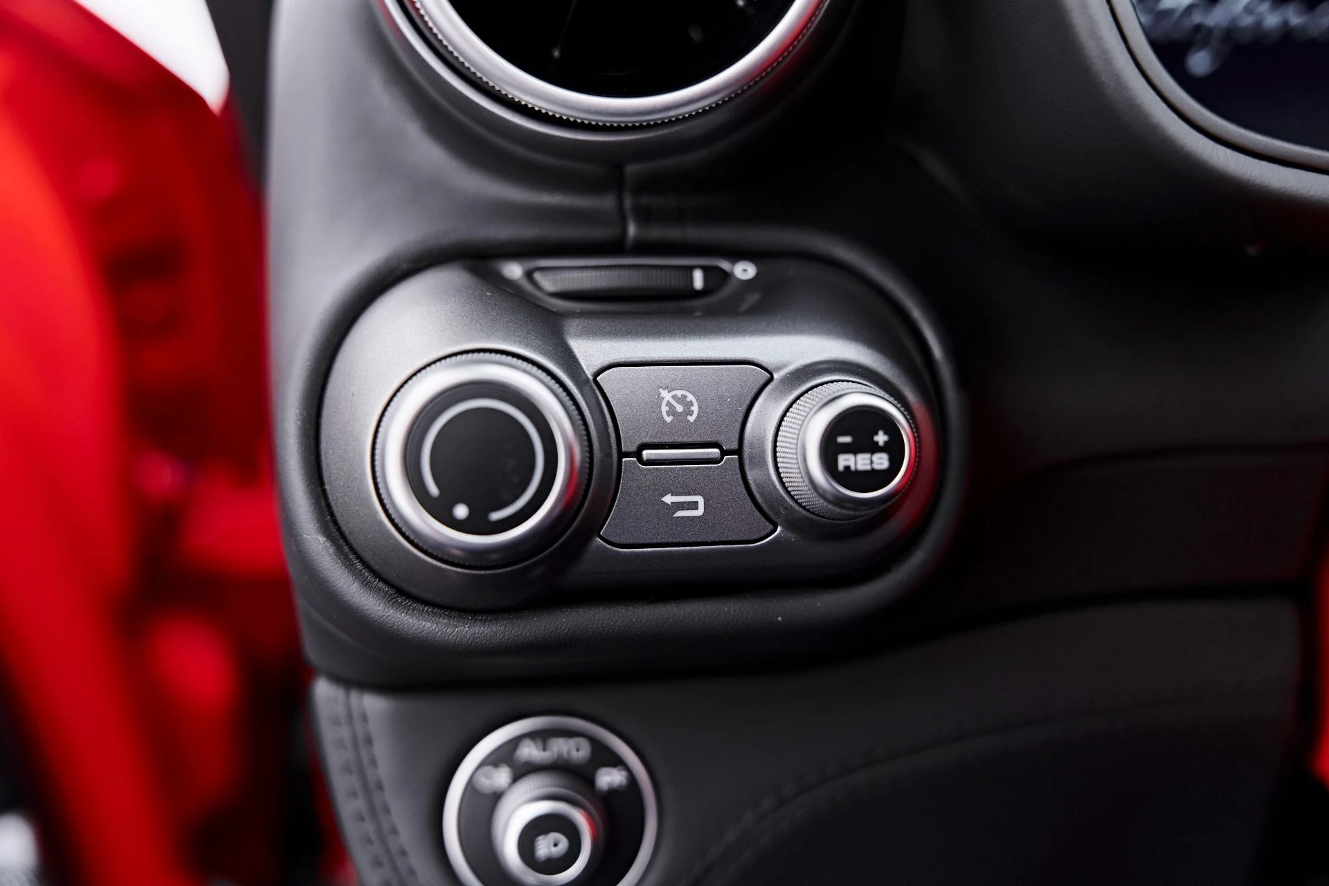 mph060_1368245650_Used_2022_Ferrari_Portofino_M_Base_1790300206_a9e0beb955