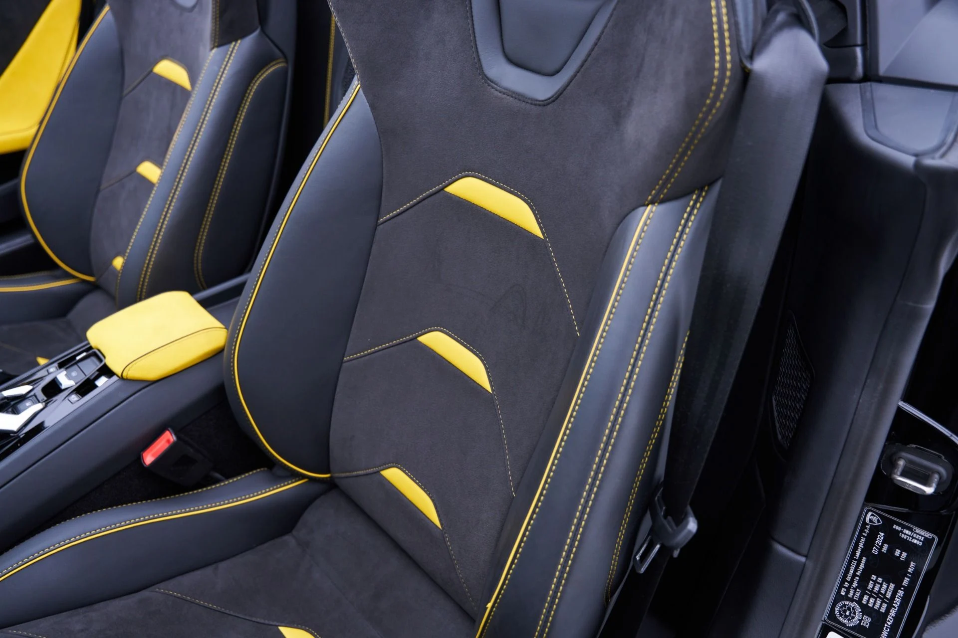 mph060_1420161014_Used_2024_Lamborghini_Huracan_1793135615_9d27925c83
