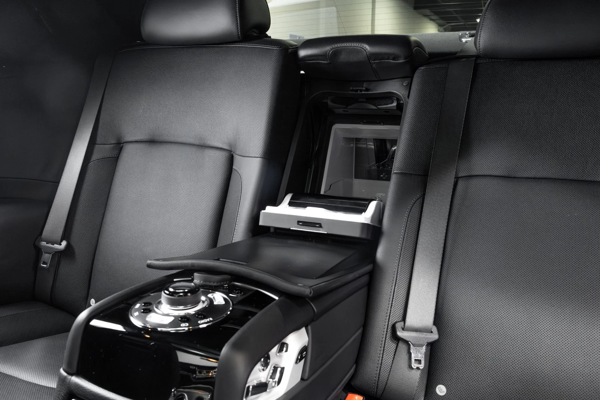 mph060_1436666116_Used_2011_Rolls_Royce_Ghost_Base_1762877304_6a3c63d487